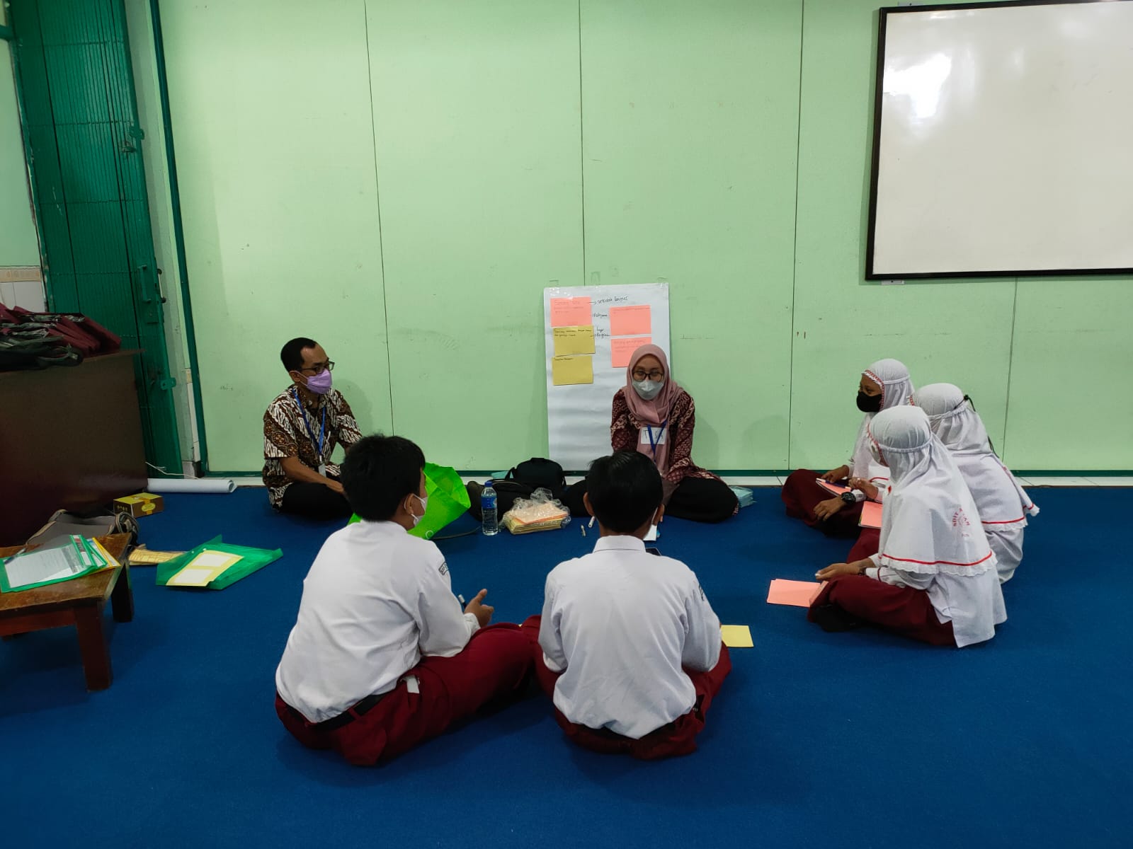 FGD with Students - Evaluation Study for Inquiry-Based Learning (IBL) & Social-Emotional Skills (SES). Program by Bakti Pendidikan Djarum Foundation 